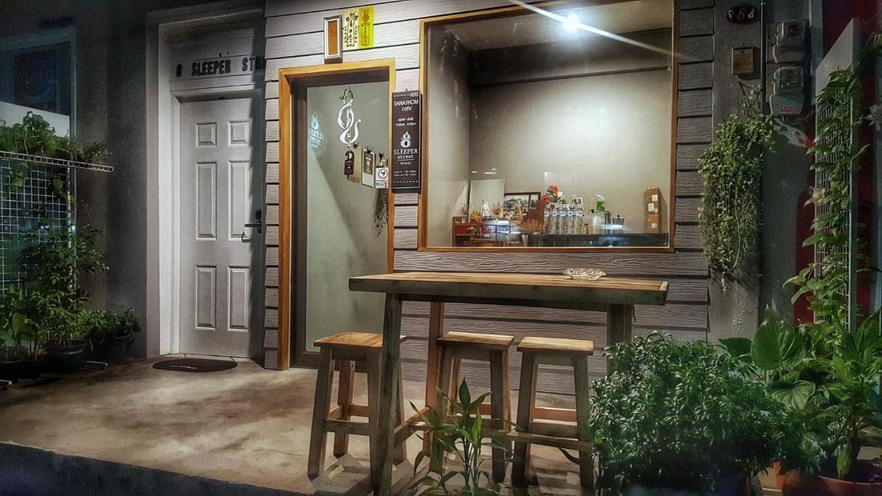بيت شباب 8 سليبرز ستريت Krabi town المظهر الخارجي الصورة
